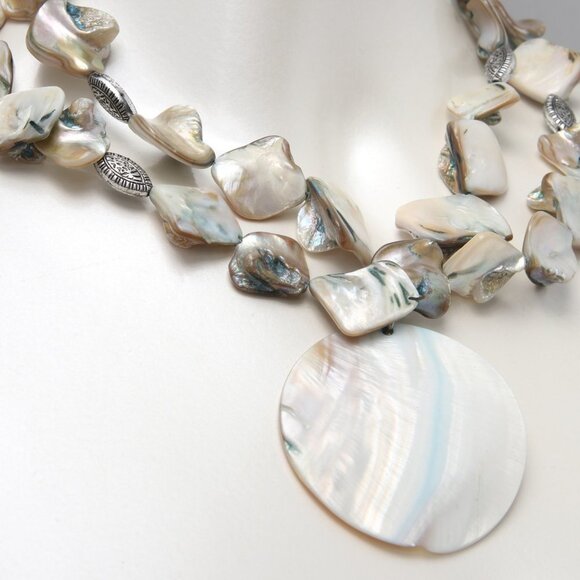 Vintage Iridescent Pearl Mother of Pearl Shell Necklace & Earring Set Coastal - Picture 3 of 12